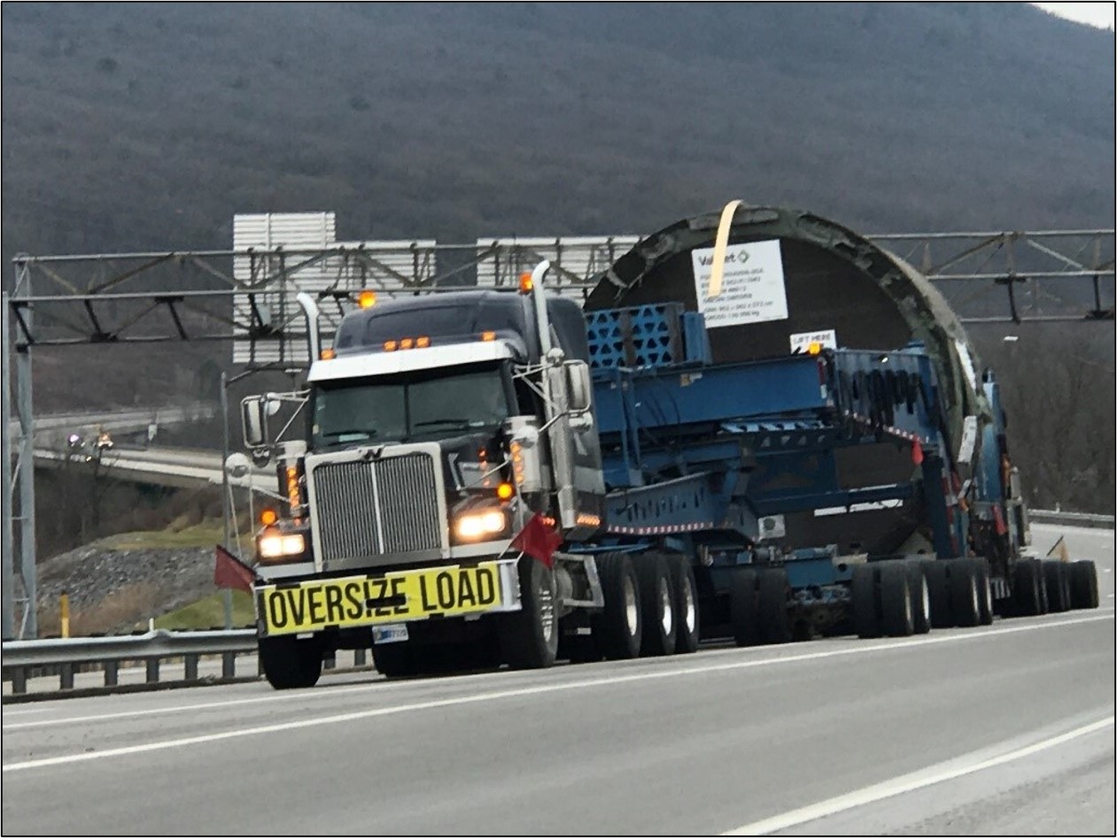 oversize load transporting engineering machinery  