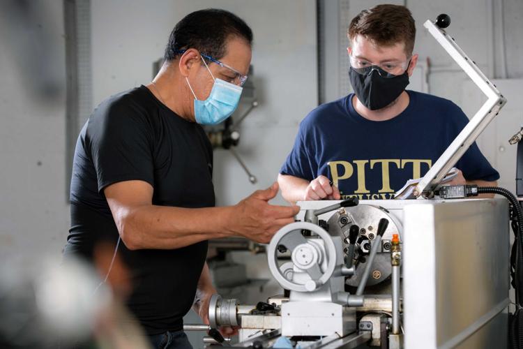 Pitt-Titusville students get hands-on experience at the Manufacturing Assistance Center