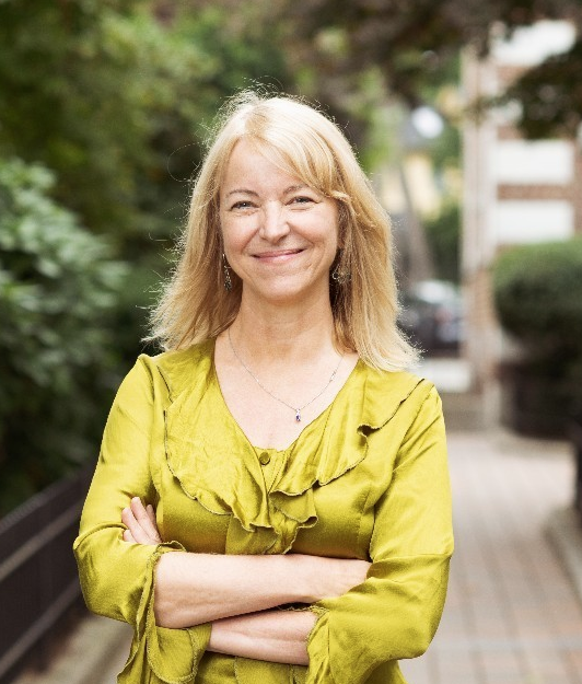 Anne Robertson head shot