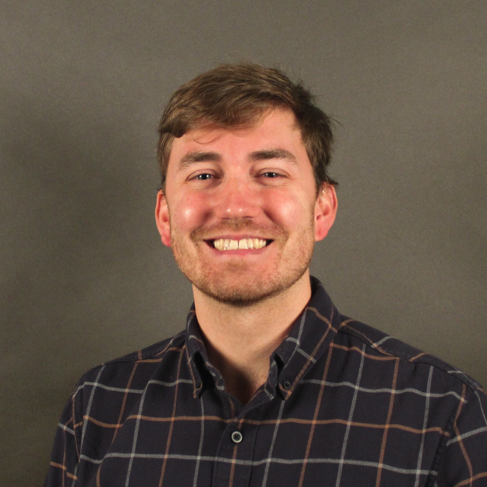 headshot of Dan Yates
